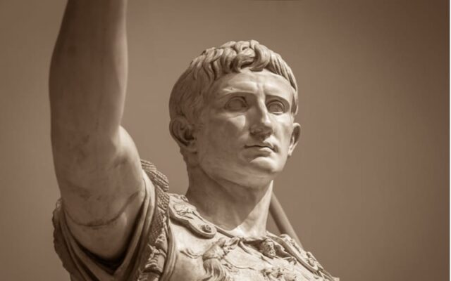 10 Edgy Caesar Haircuts For Men To Rock In 2023