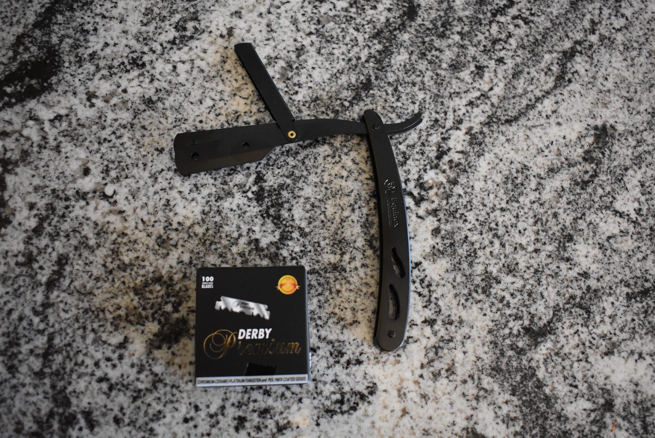 One of the best straight razors, the Equinox professional straight edge razor