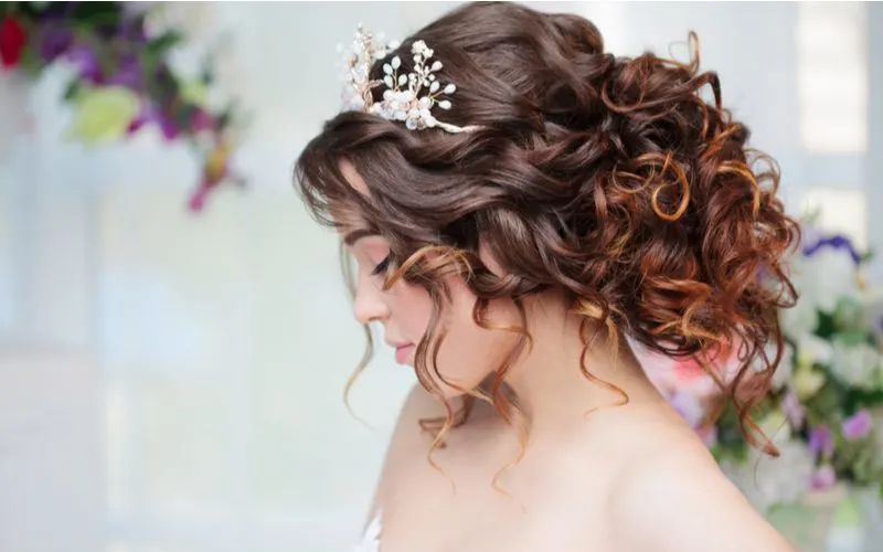 Curly Crown Moment easy updo
