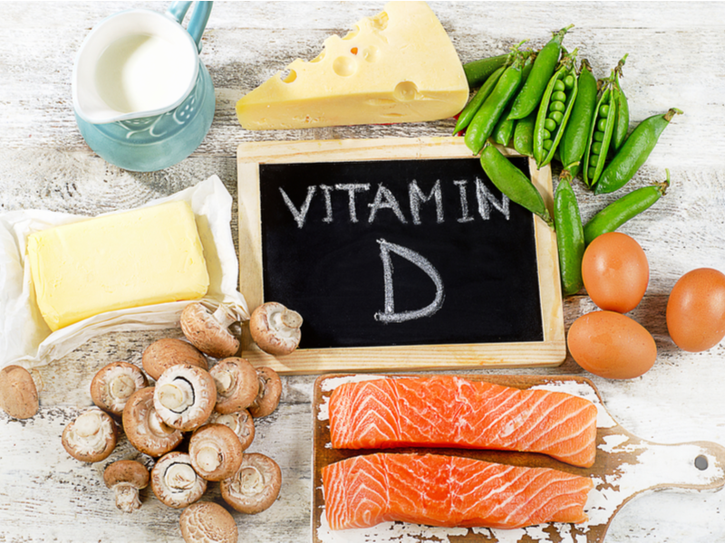 Vitamin D được hiển thị như một câu trả lời cho câu hỏi Thiếu vitamin nào gây rụng tóc