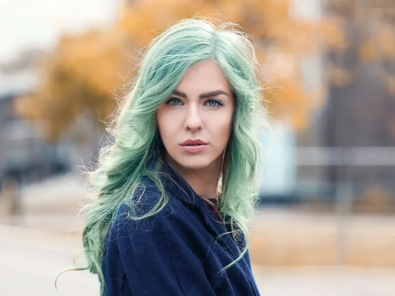Woman not experiencing hair color fading