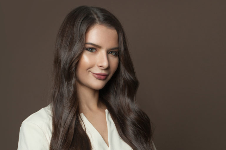 The 7 Best Hair Colors for Green Eyes in 2023