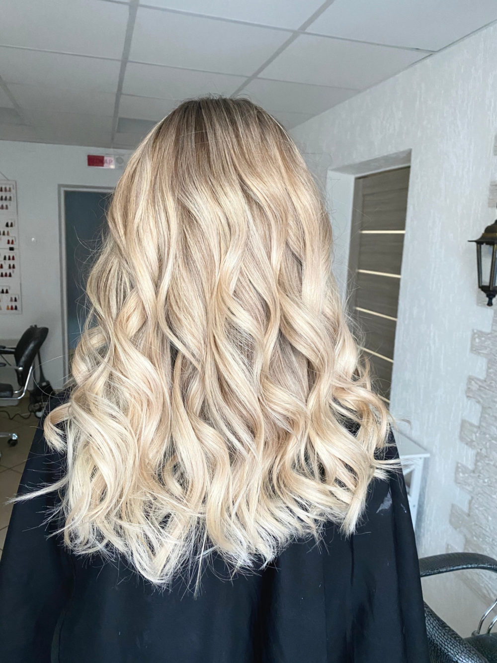 Champagne Blonde With Light Ash Smudged Root