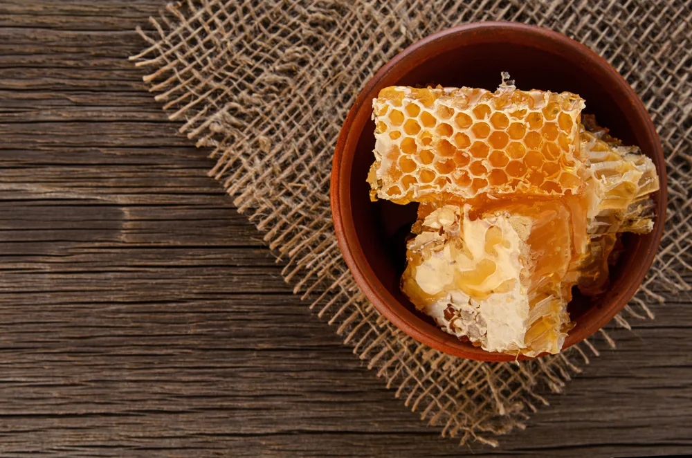 Beeswax Benefits for Your Hair | 6 Pros & a Few Cons