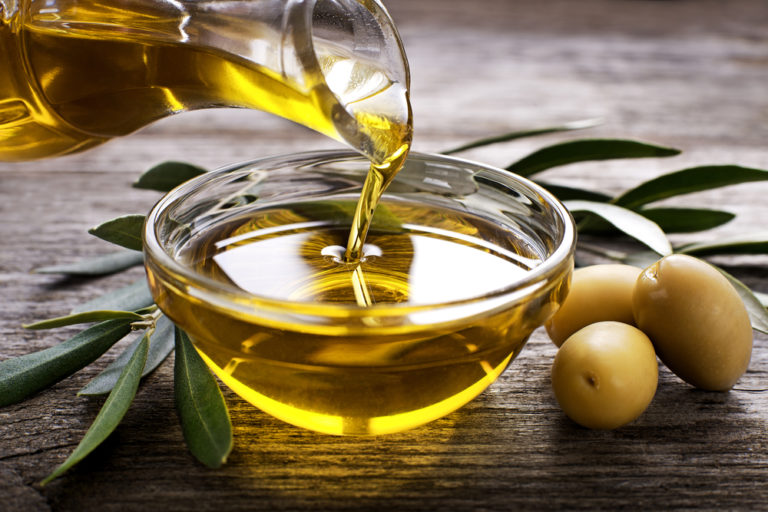 Can Olive Oil Remove Permanent Hair Dye? Yes!