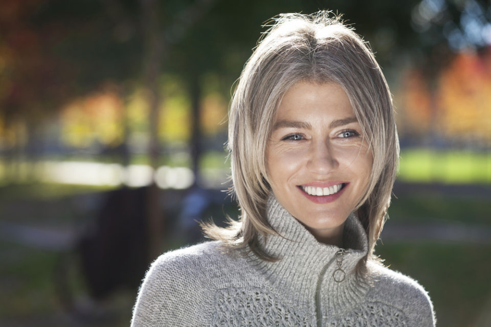 20 Trendy Short Grey Hairstyles to Energize Your Look