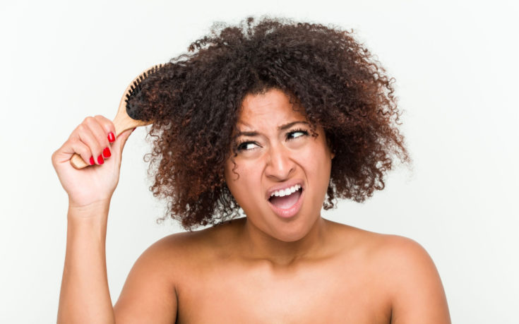 should-you-brush-curly-hair-a-full-explanation