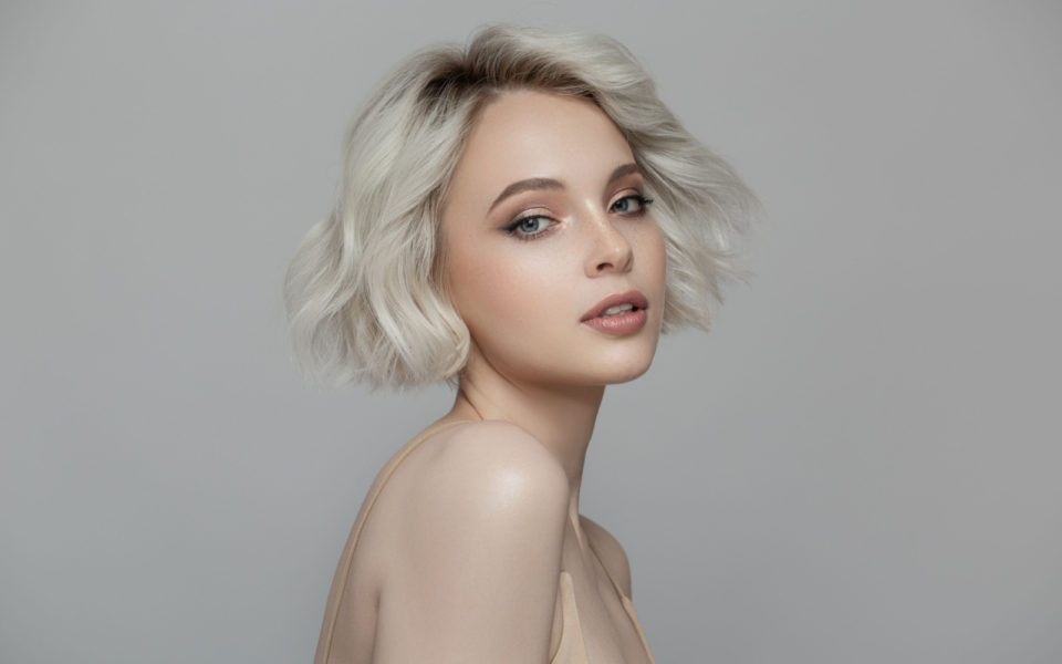 20 Cute Choppy Bob Ideas With Tons Of Lightweight Texture   Shutterstock 2215299667 960x600 