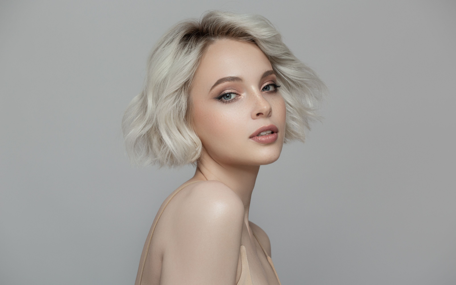 Human hair thickness in 2022 an overly detailed guide