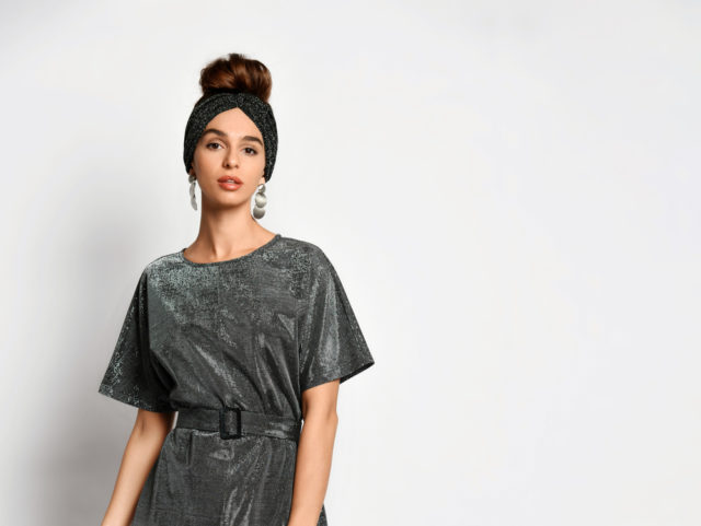 20 Easy Updos For Long Hair 10 Minutes Or Less 