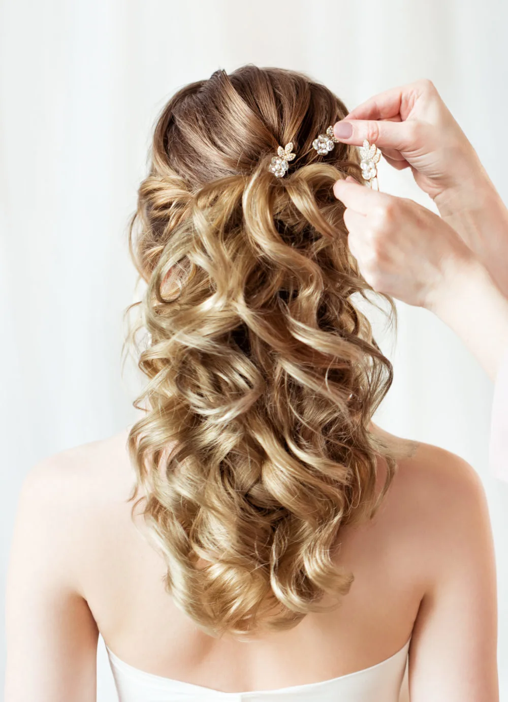 Twisted Half-Up Fountain Curls, one of our favorite prom hairstyles