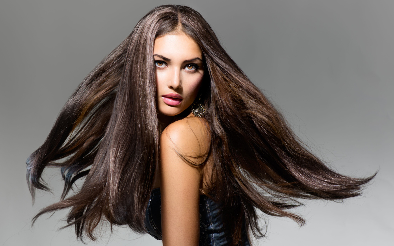 20 Rich Dark Brown Hair Ideas and Color Tips for 2022